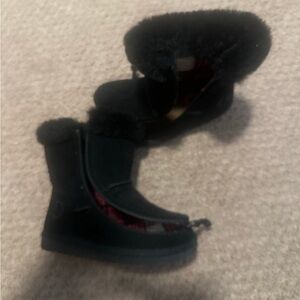 Zip up boots - Billy’s Footwear